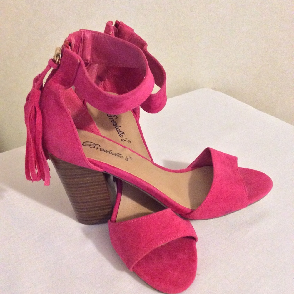 Fushia Pensee Sandal